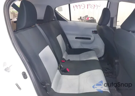 2012 Toyota Prius z USA, uszkodzony, nr VIN JTDKDTB3XT1016422